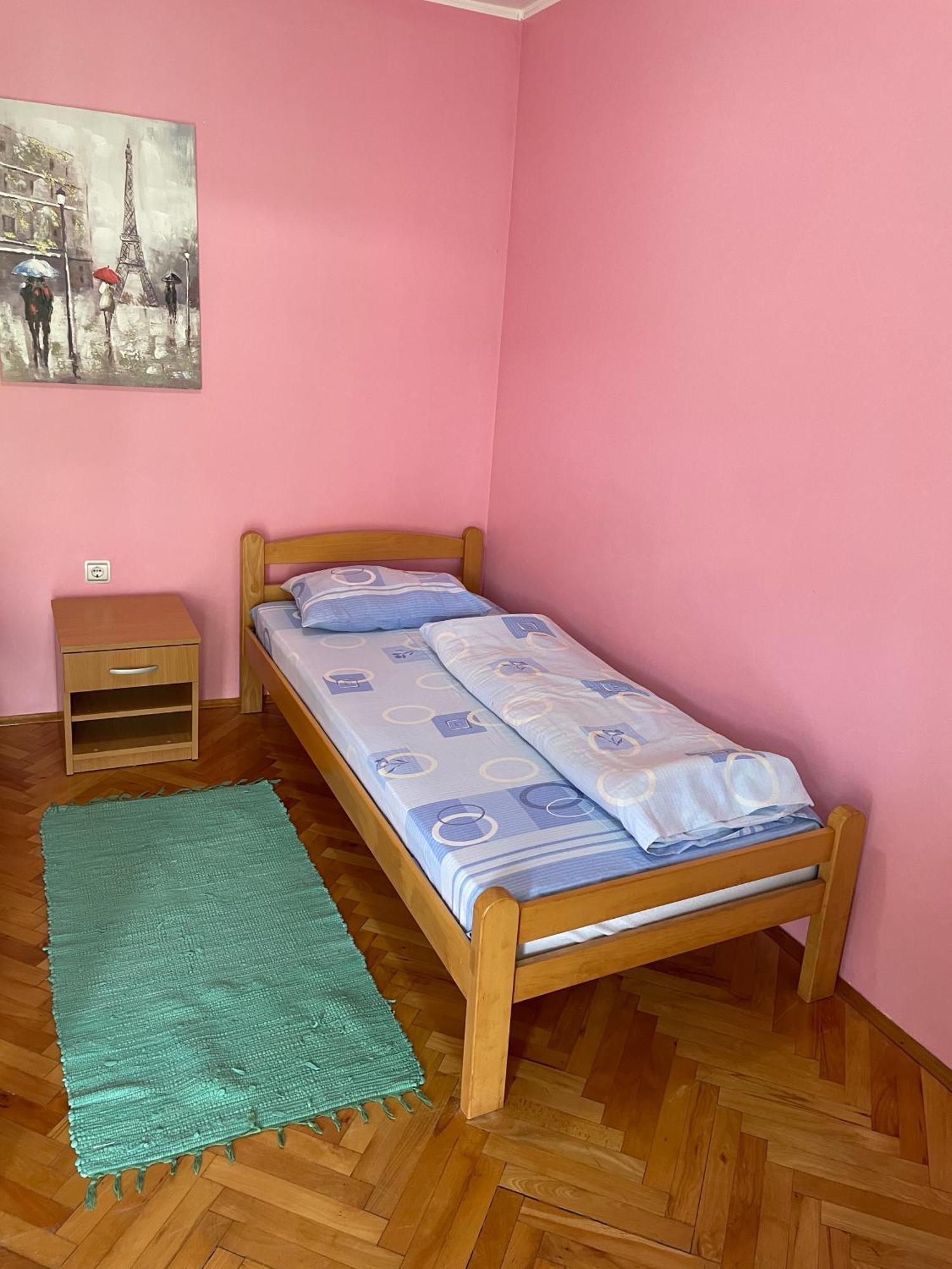 Banja Gornja Trepca-Smestaj Grof Bilik gambar